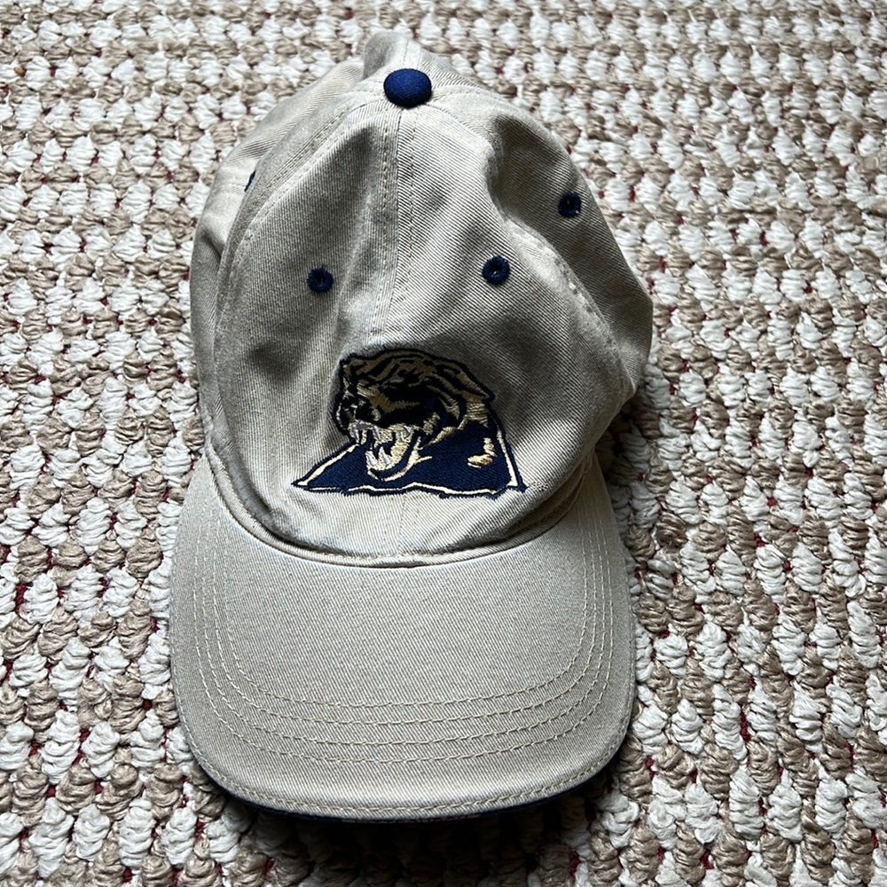 Carolina Panthers Hat Men One Size Beige Strap Baseball Cap Football NFL Sports